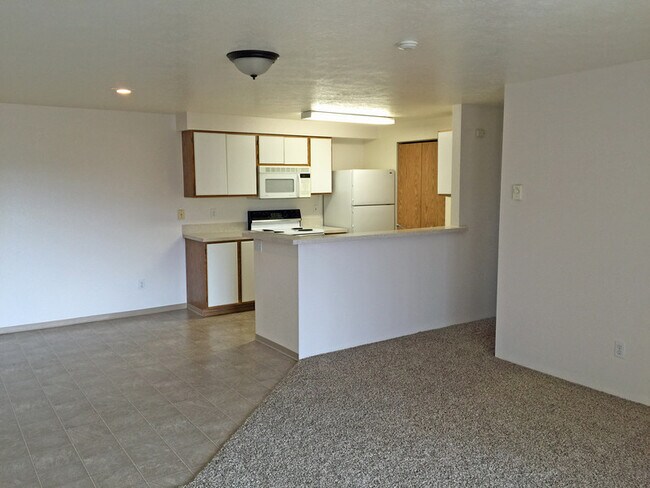 Photo - Cyprus Pointe Apartments