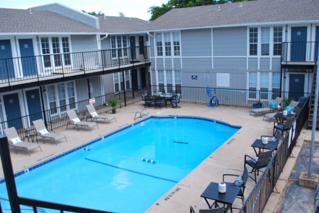 University Blvd Apartments