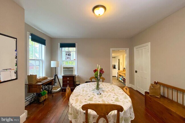 Photo - 10 Princeton Ave