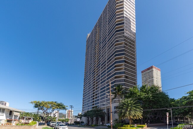 2bd/2ba/1parking condo at Iolani Court Plaza - 2bd/2ba/1parking condo at Iolani Court Plaza