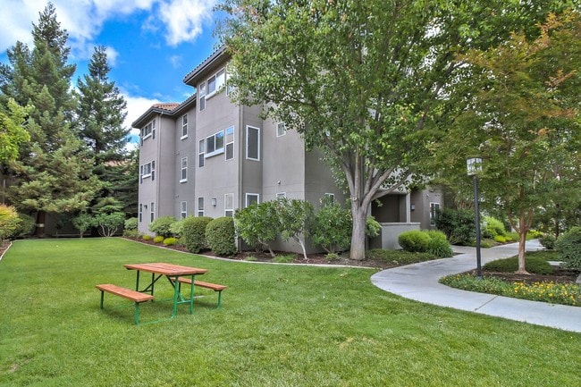 Photo - Warburton Village Apartment