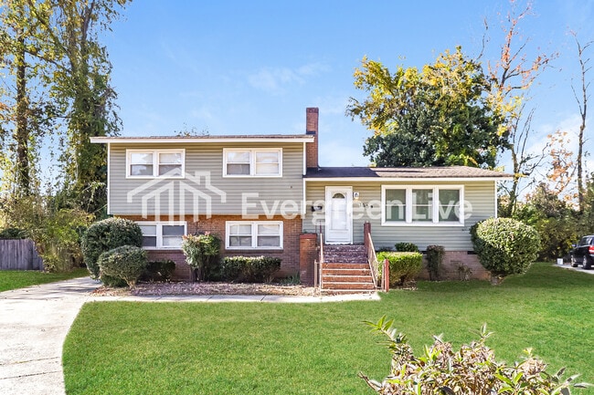 Building Photo - 1639 Vancouver Dr