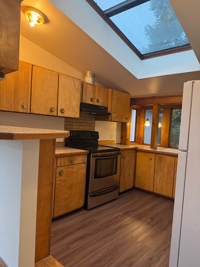 Photo - 3717 Lincoln Way