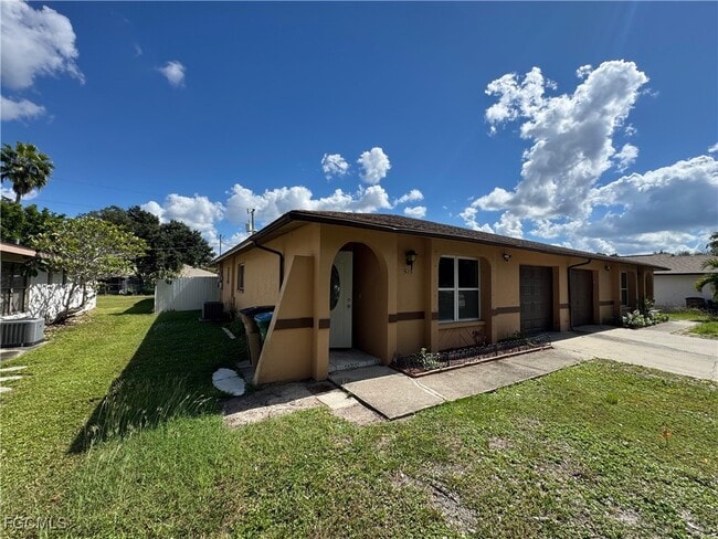 Building Photo - 515 SE 23rd Pl