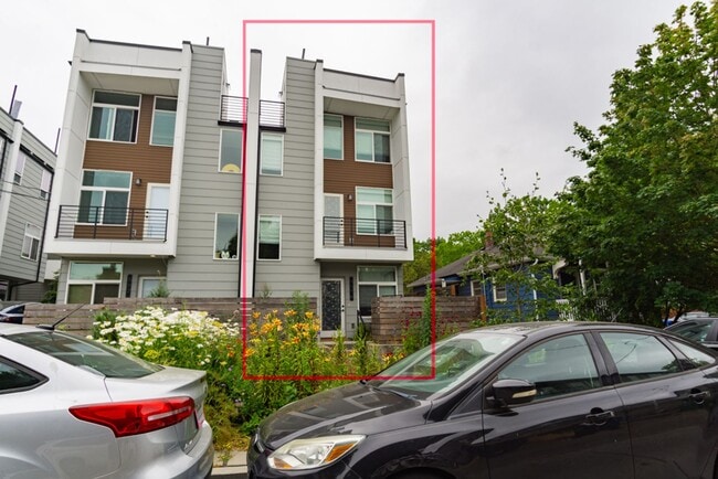 Photo - 2Bd/1.75Ba Seattle Townhome