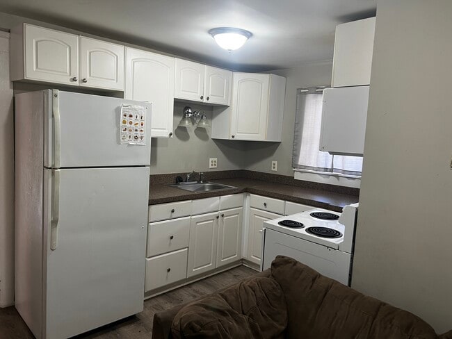 Photo - 9 Park St Unit B