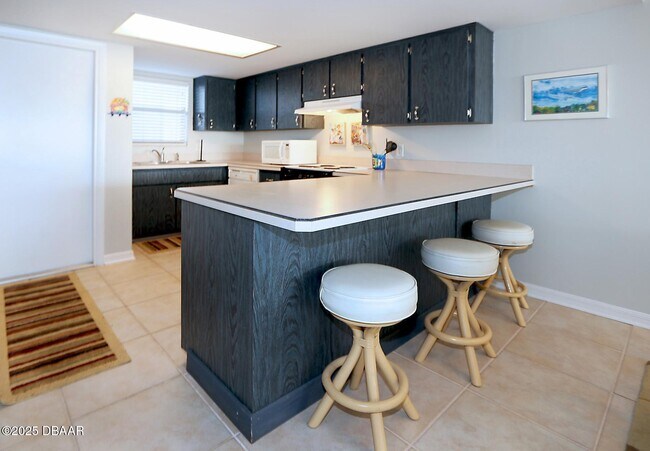 1571 S Atlantic Ave Unit 103