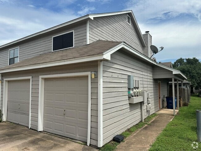 Building Photo - 12314 Abney Dr Rental