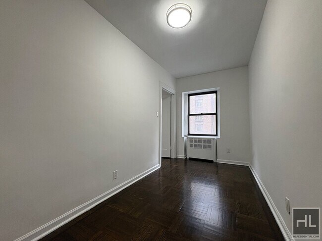 EAST 72 STREET