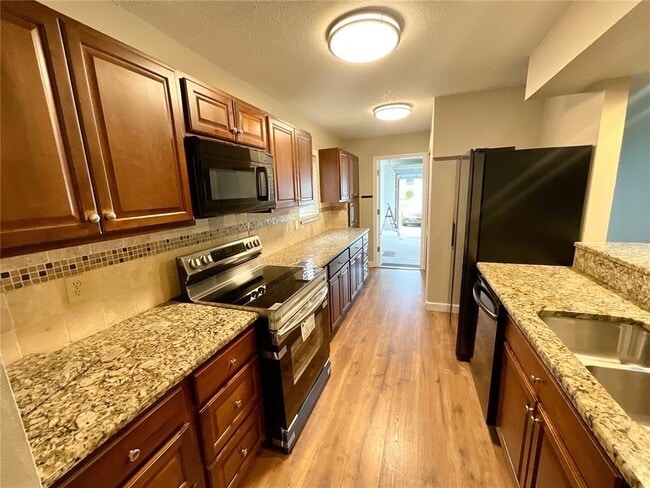 Photo - 2468 Gulf Breeze Cir