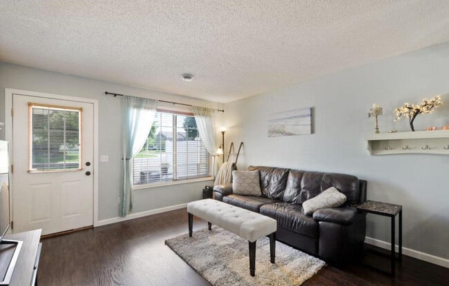 Photo - 7071 Quarry Ave NE