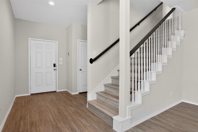 Photo - 16817 Pink Wintergreen Dr