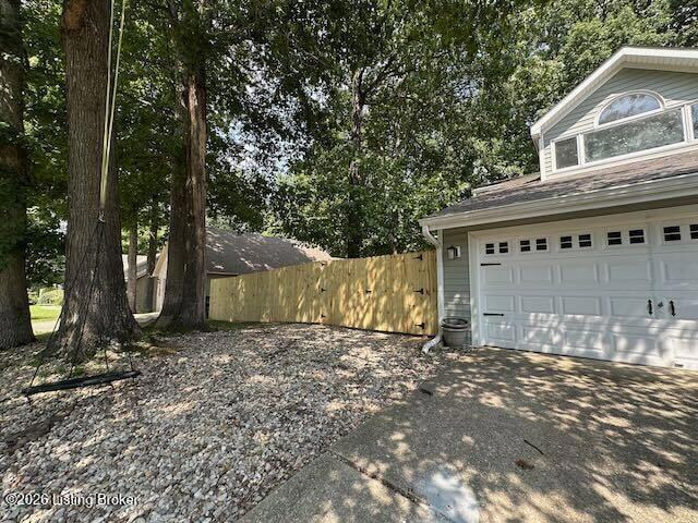 1807 Oriole Dr