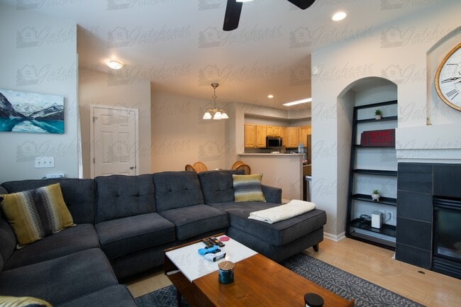 Photo - 5555 E Briarwood Ave