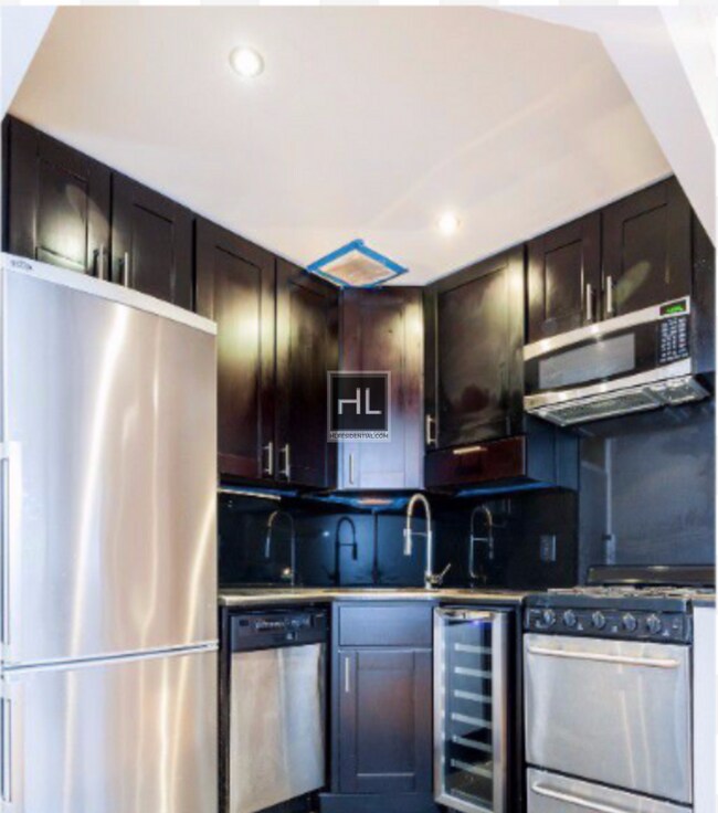 Photo - E 26TH ST. Unidad 3C