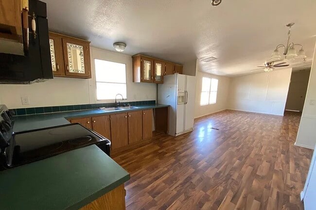 Photo - 4350 W Hammon Dr