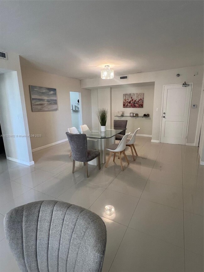 Photo - 10185 Collins Ave Condo Unit 515