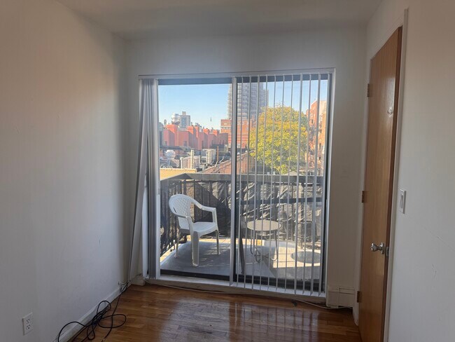 Photo - 7559 113th St