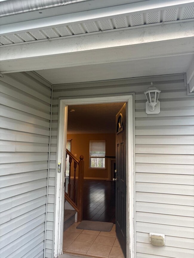 Photo - 5667 Glass Chimney Ln
