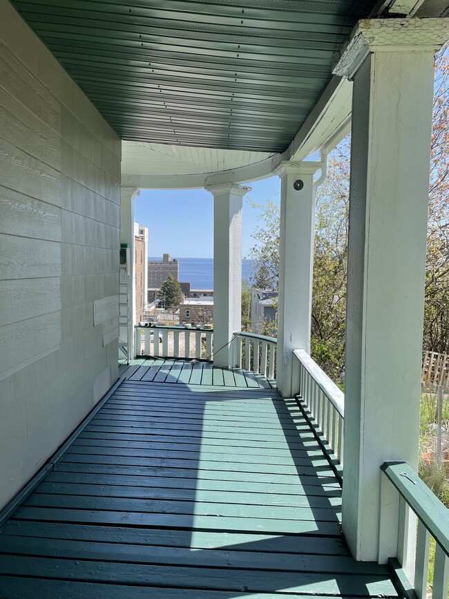 Porch - 209 E 4th St Unit 2