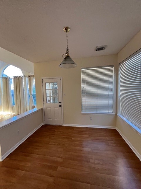 Photo - 12211 Meadow Park Ct