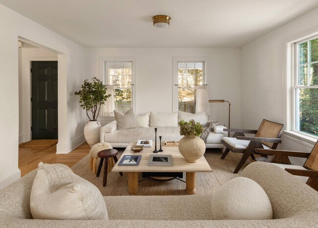 Photo - 56 Carroll St