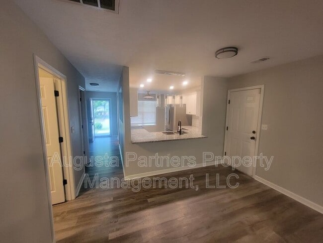 Photo - 1209 Bison Way