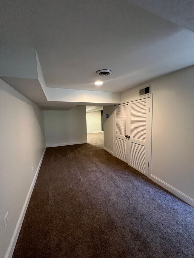 Photo - Private Entry 1 Bedroom Apartment