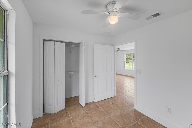 Photo - 803 Monroe Dr