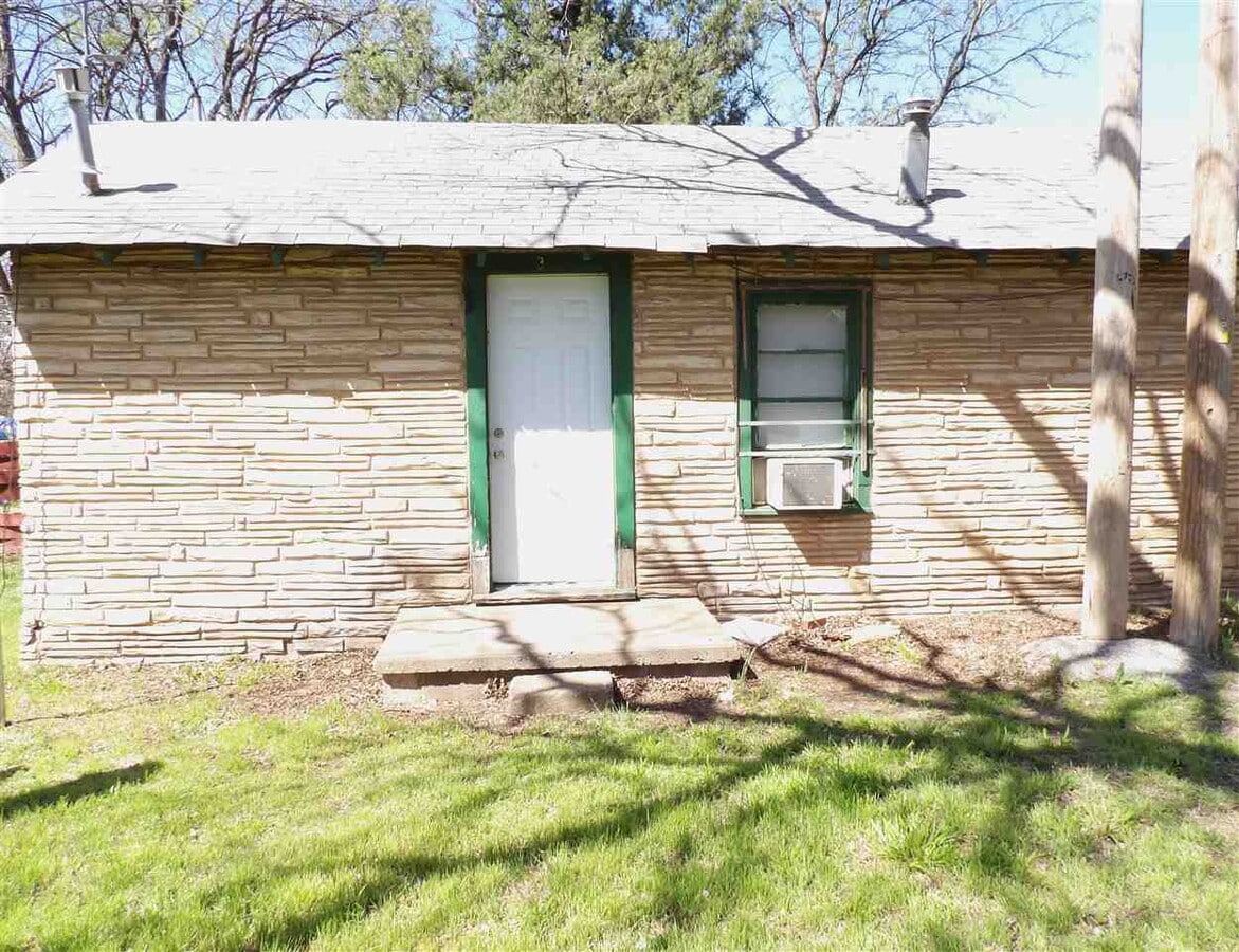 Photo - 1214 SW D Ave