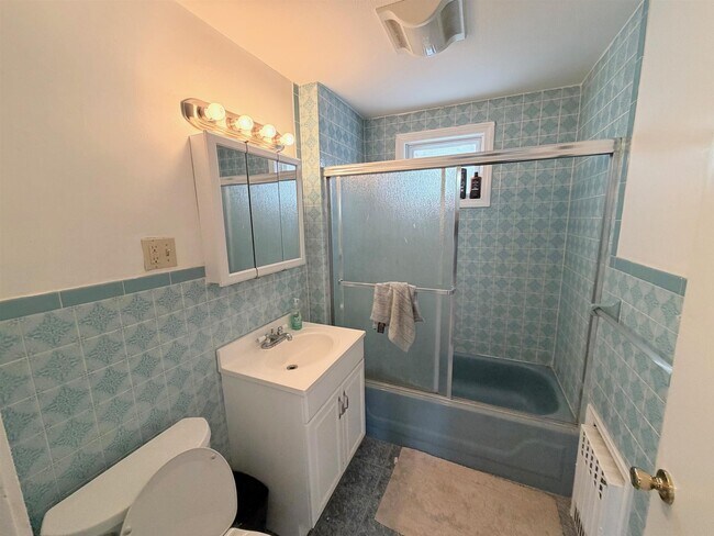 Photo - 27 Conwell Ave Unidad 2