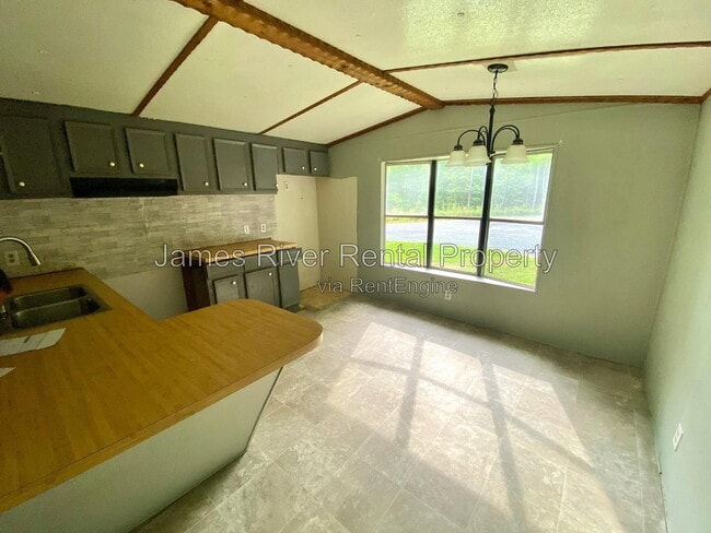 Photo - 15 Bonnydale Ln