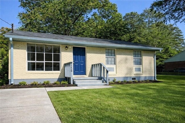 Building Photo - 7230 Mockingbird Trail