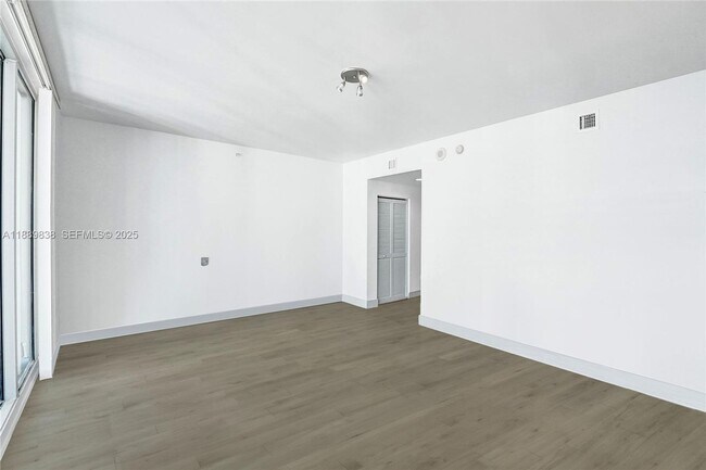 Photo - 3535 S Ocean Dr