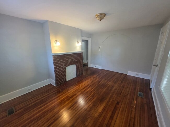 Photo - 4438 Stowe St