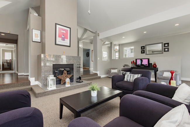 Hillcrest Apartment Homes