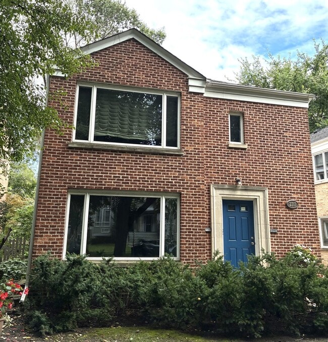 Building Photo - 2317 Brown Ave