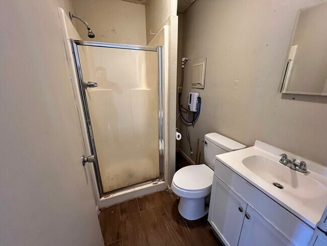 Photo - 121 Lodestone Rd Unit 1