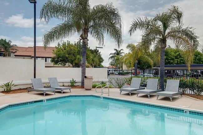 Photo - Parkside Court