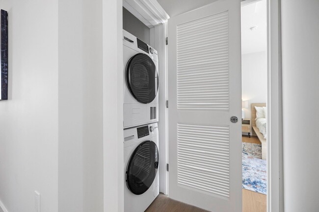 Photo - 693 Sutter St Unit 7