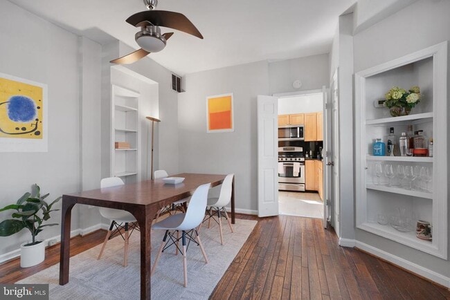 Photo - 3256 Q St NW