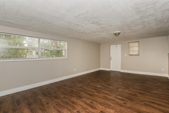 Photo - 5801 Royal Palm Blvd