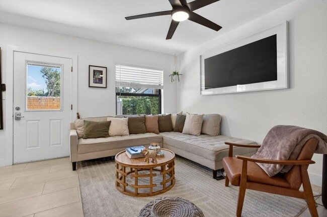 Photo - 1501 NE 7th Ave