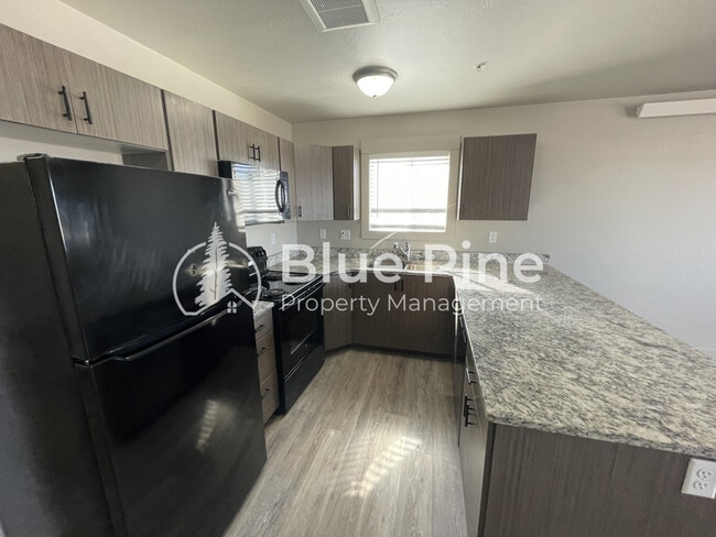 Photo - 5850 Freedom Rd