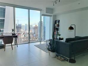 Photo - 1040 Biscayne Blvd Unidad 3508 Rental