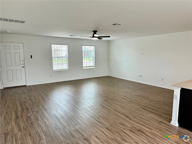 Building Photo - 291 Mica Trl Rental