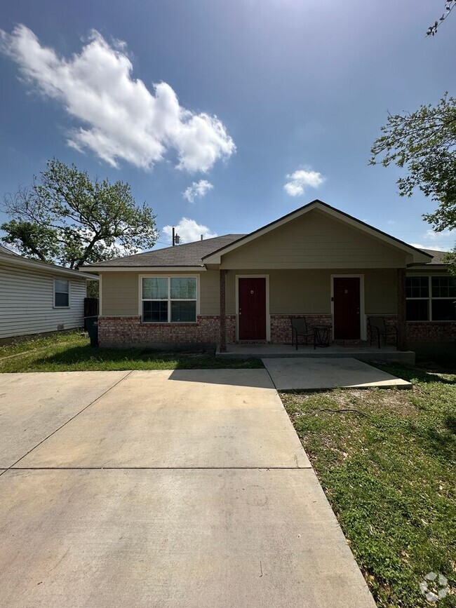 Building Photo - 1 Bed/1 Bath Rental