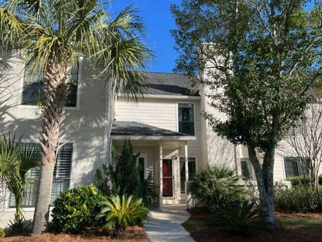 Great Location!! 2 Bedroom Condo - Great Location!! 2 Bedroom Condo