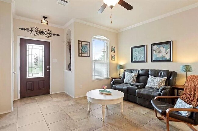 Photo - 156 Golden Eagle