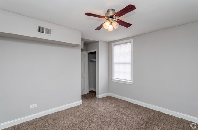 Oaklee Village Apartments